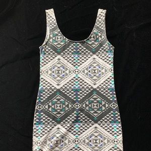 🛍 Aztec design maxi